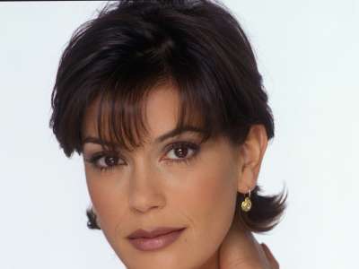 Teri Hatcher