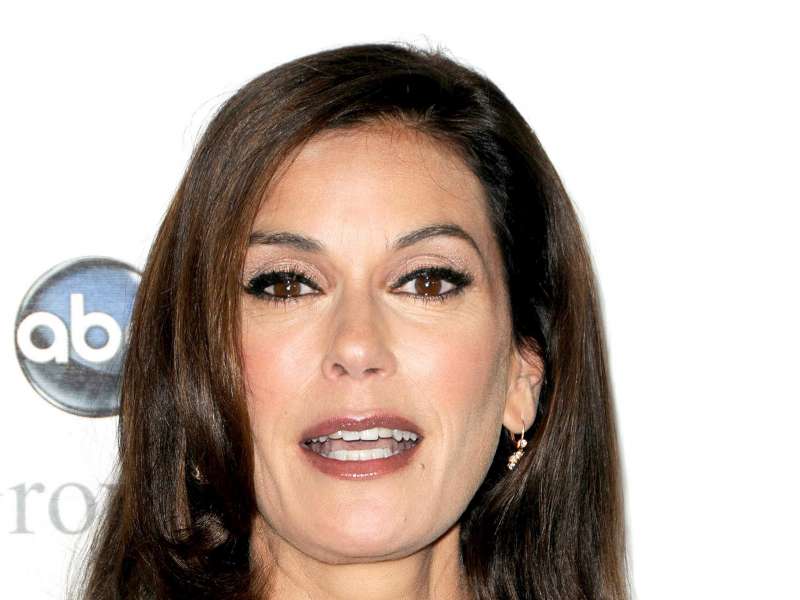 Teri Hatcher Wallpaper