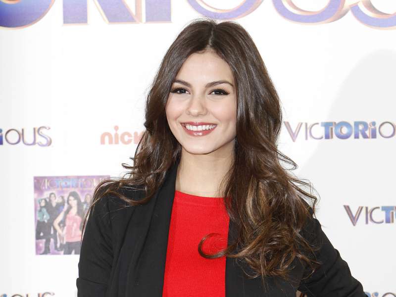 Victoria Justice In Madrid Wallpaper