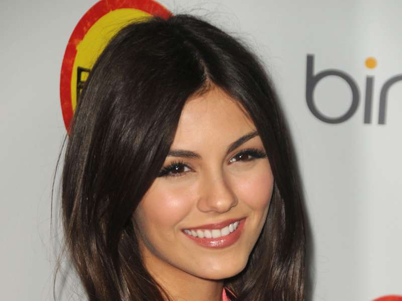 Victoria Justice At Bully Premiere In Los Angeles Wallpaper