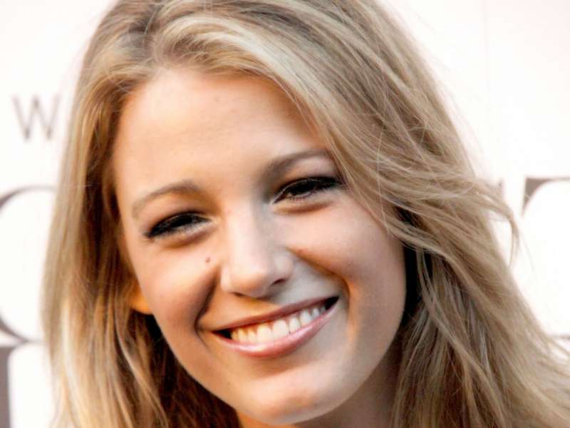 Blake Lively Wallpaper