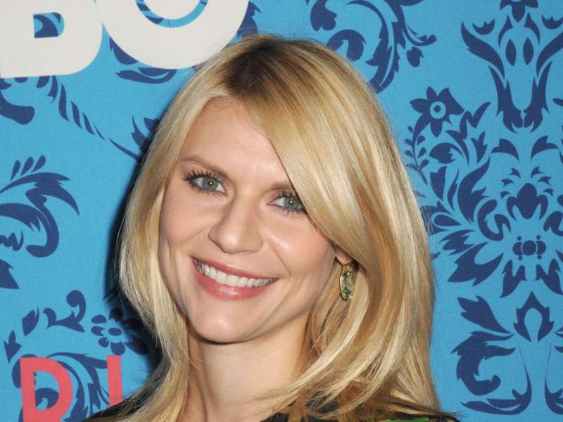 Claire Danes At Premiere Of Girls In New York City Wallpaper