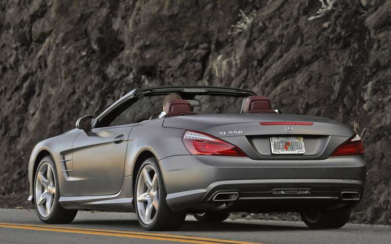 Mercedes Benz SL5503 Wallpaper