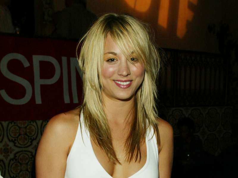 Kaley Cuoco Rock The Vote National Bus Tour Concert In Hollywood Wallpaper