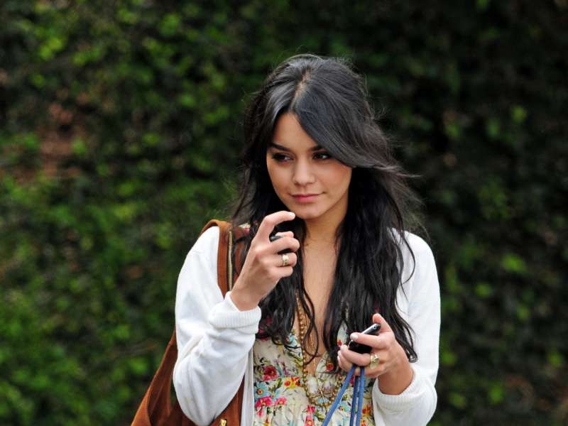 Vanessa Hudgens Wallpaper