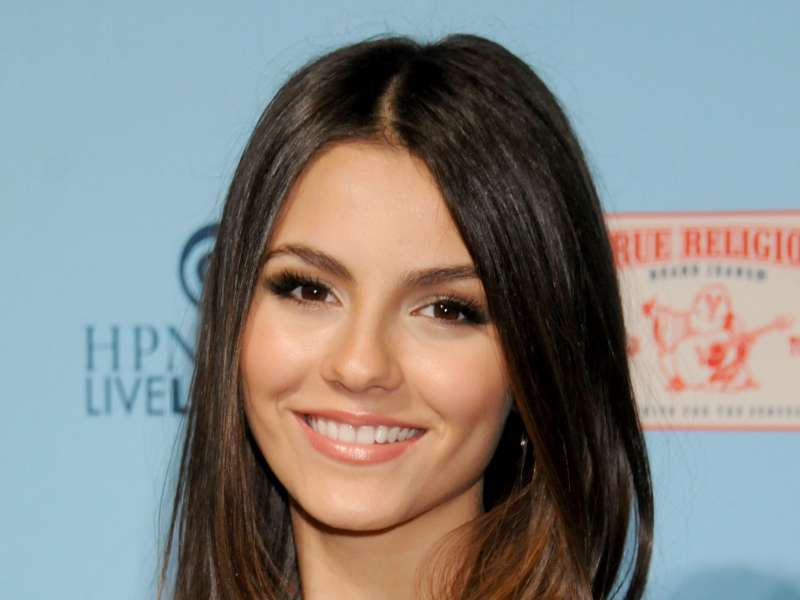 Victoria Justice Wallpaper