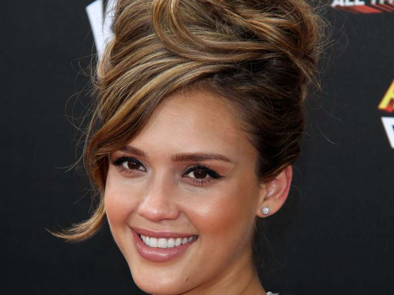 Jessica Alba On Spy Kids Premiere Wallpaper