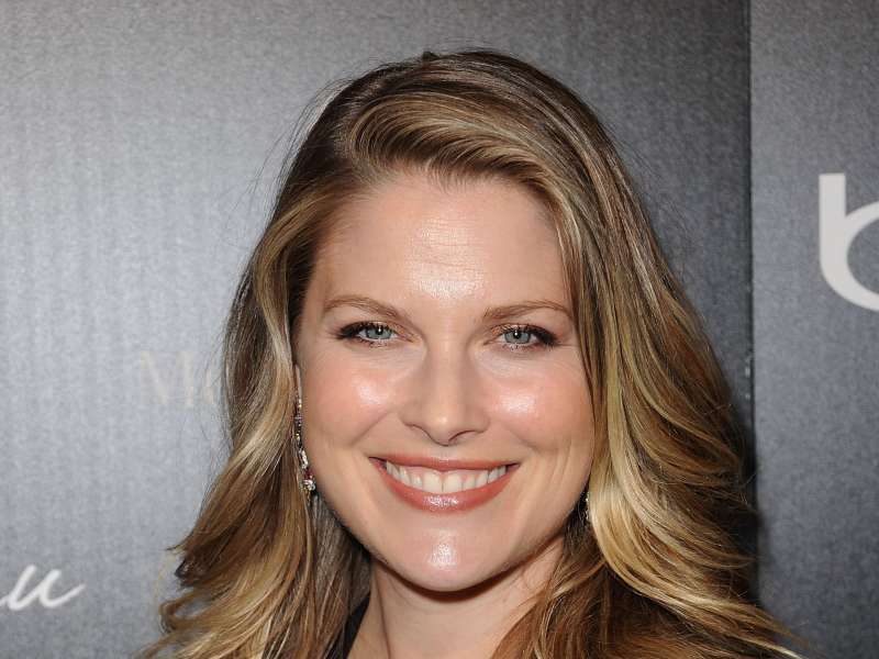 Ali Larter 4th Hollywood Domino Gala Wallpaper