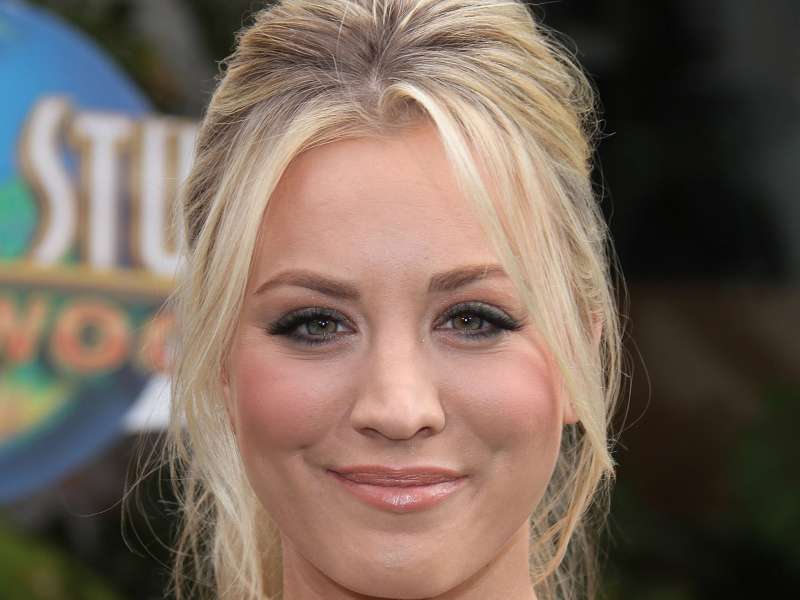 Kaley Cuoco LA Premiere Wallpaper