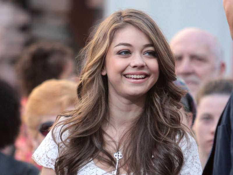 Sarah Hyland At The Grove In LA Wallpaper