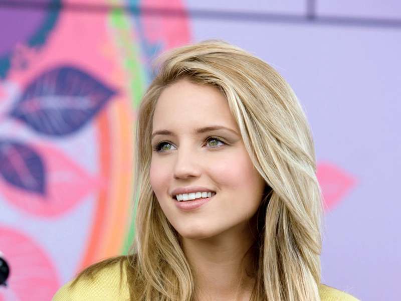 Dianna Agron Wallpaper