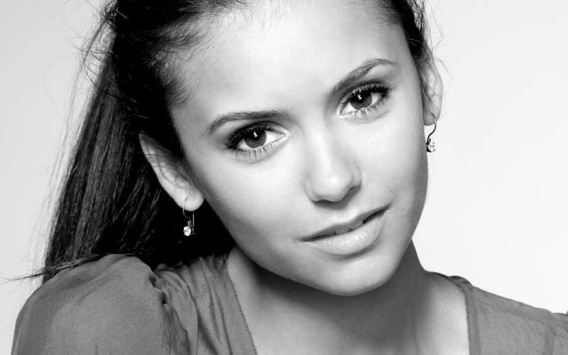 Nina Dobrev Wallpaper