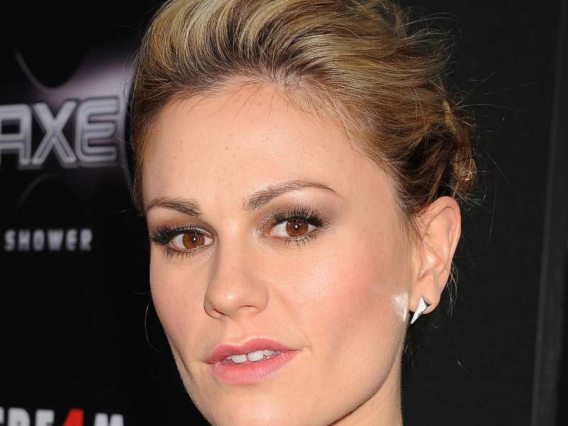 Anna Paquin Wallpaper