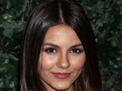 2 Victoria Justice